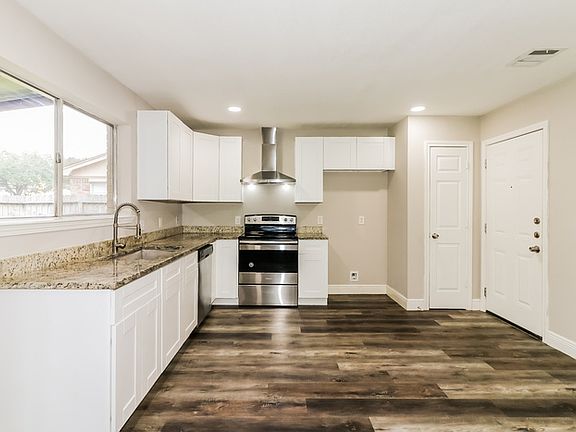 5th image of 13515 Greywood Dr