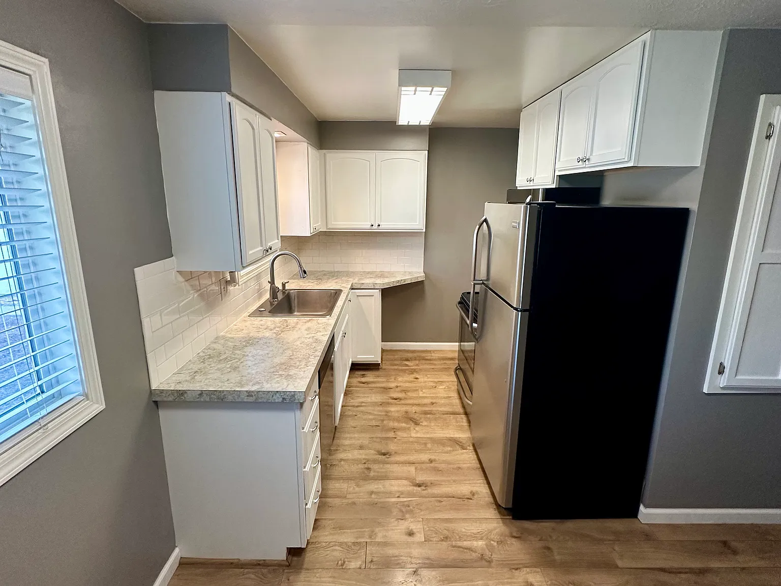 3 bed, 1746 sqft, $2,395 — Photo 4