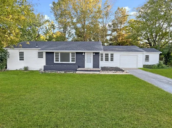 26 Greer St, Rogersville, AL 35652