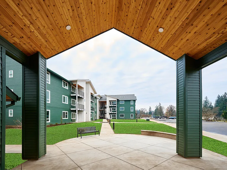 Bear Creek Apartments — Photo 34