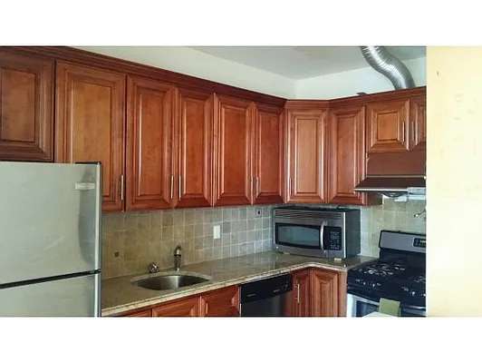 Sold by Calabrese Real Estate | media 2