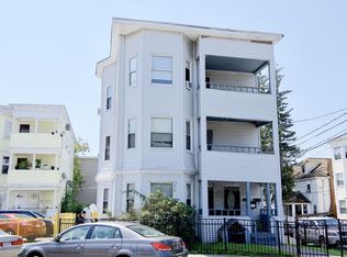 8-10 Lawrence St, Methuen, MA 01844