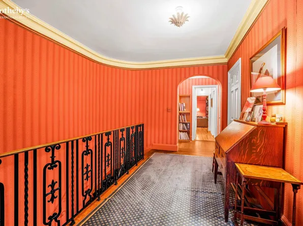 1220 Park Avenue image 8 of 13