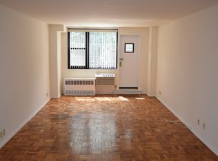 1360 Ocean Pkwy APT 1B, Brooklyn, NY 11230