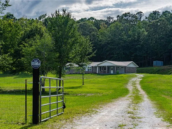 3180 Lee Road 166, Opelika, AL 36804