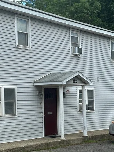 1 bed, 1.0 bath, 500 sqft, $1,100 — Photo 2