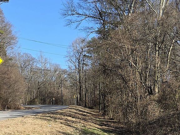 2nd image of 4310 Peckerwood Rd