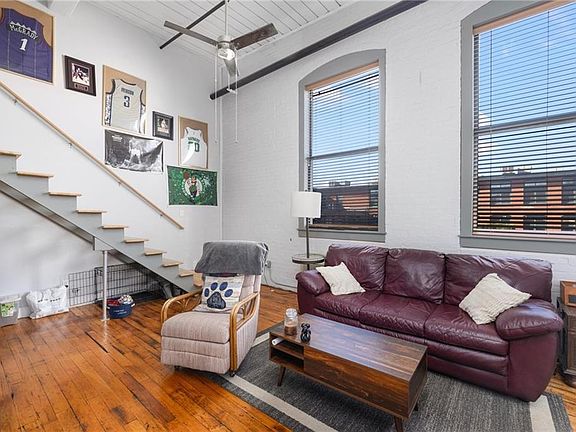 3rd image of 1117 Douglas Ave #504