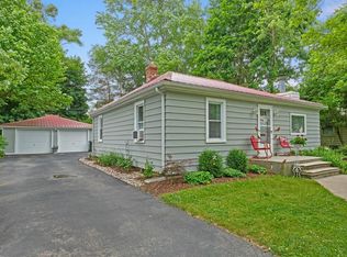 341 Wilkinson St, Chelsea, MI