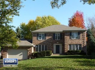 507 S Prairie St, Cary, IL 60013