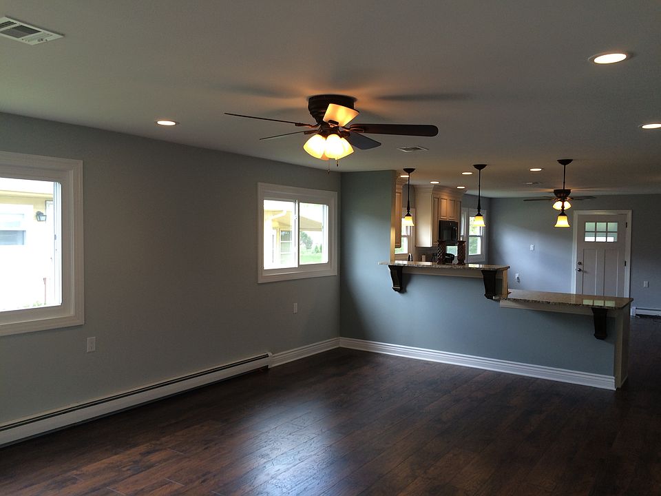 1st image of 179 Port Royal Dr