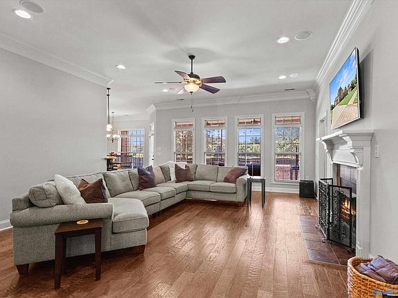 5th image of 8 Abby Glen Way