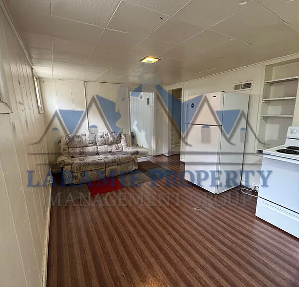 1526 Grand Ave #4 — Photo 4