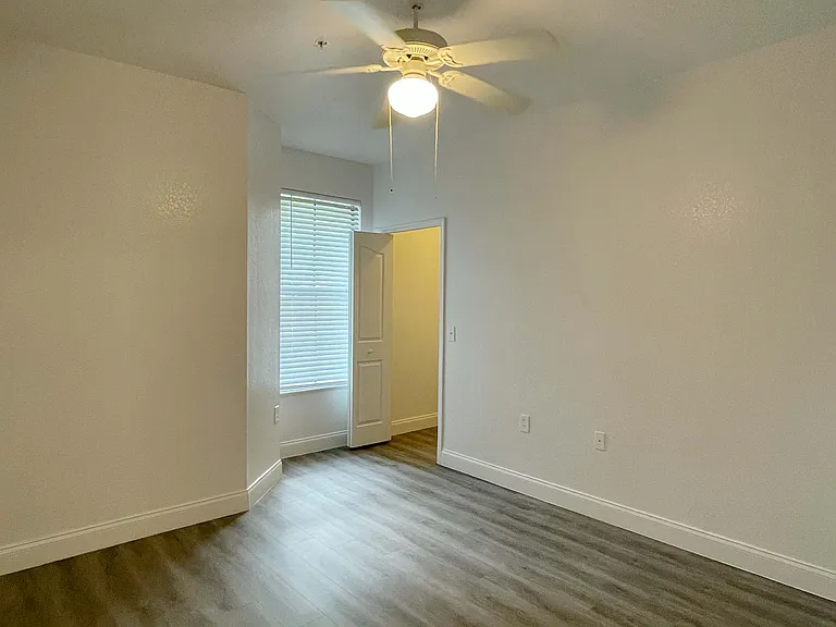 6153 Metrowest Blvd #101 — Photo 8