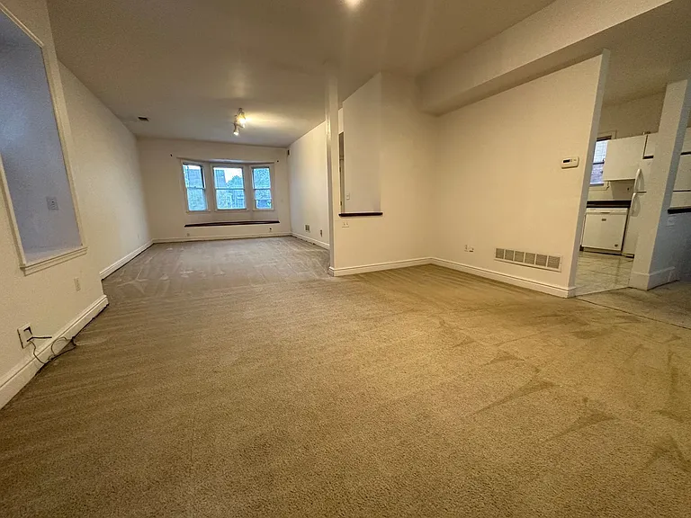 248 S. Atlantic Avenue — Photo 4