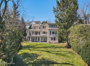 17 Marks Rd, Riverside, CT 06878