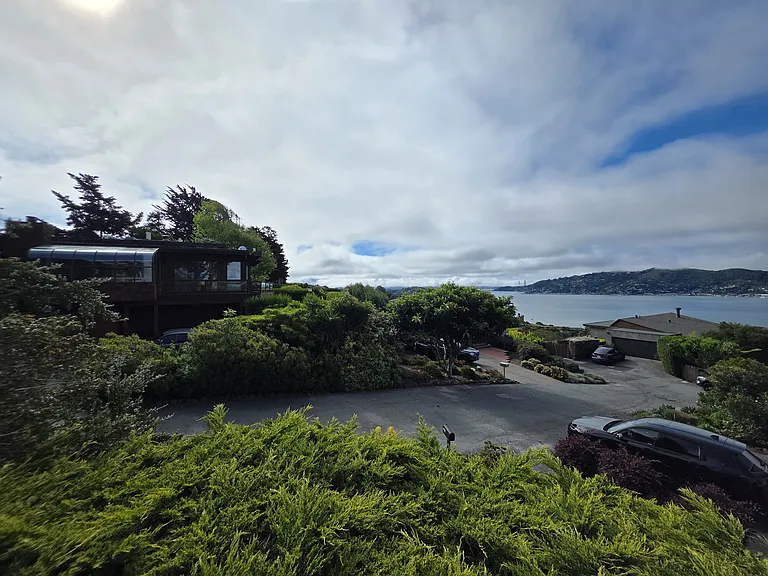 118 Hacienda Dr — Photo 70