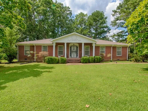 3409 Chisholm Rd, Florence, AL 35630