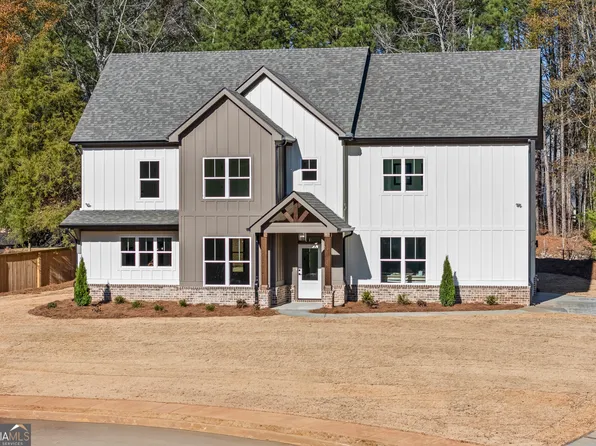 1040 Greenwood Cir, Madison, GA 30650