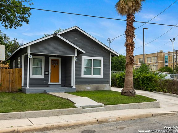 2nd image of 620 S Mesquite St