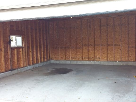 2 Car Detached Garage