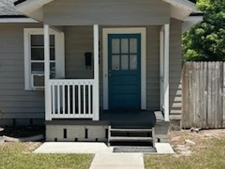3953 Haines Rd N — Photo 14