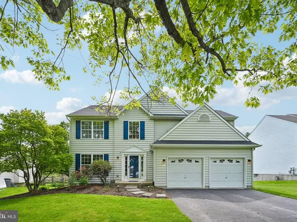 54 N Hawthorne Rd, Coatesville, PA 19320