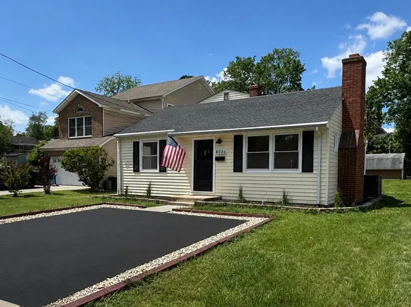 4026 Chestnut St, Fairfax, VA 22030