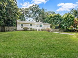 121 Foxdale Lane, Port Jefferson, NY 11777
