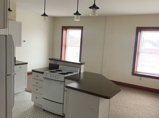 133 E Main St, Ravenna, OH 44266