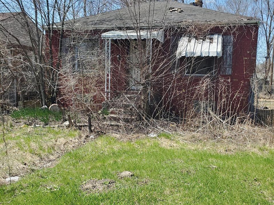 2nd image of 2254 Tennessee St