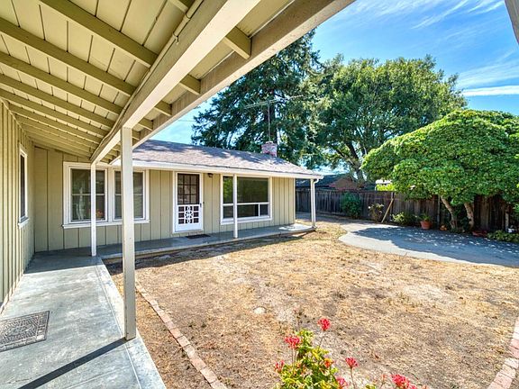 3rd image of 3548 Cecil Ave