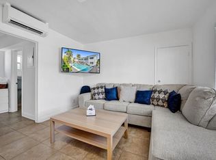 335 Desoto St #ID1312650P, Hollywood, FL 33019