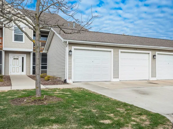 1518 Oakfield Dr, Ann Arbor, MI 48108