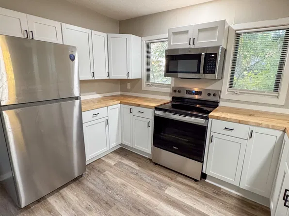 541 11th St NW, Grand Rapids, MI 49504