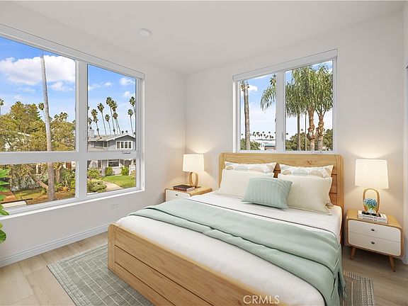 2nd image of 1818 S Norton Ave #206