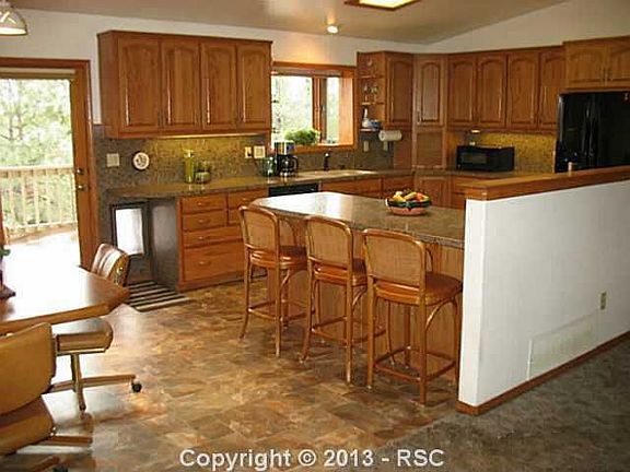 Walk-Out from DiningArea to Deck