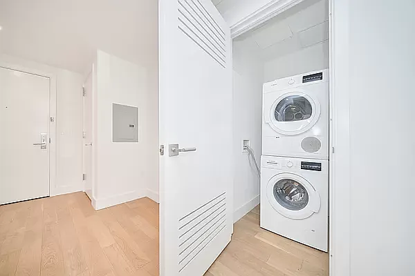 Rented by Remax Edge | media 21