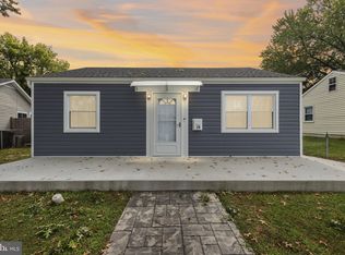 18 Right Wing Dr, Baltimore, MD 21220