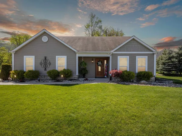 51530 Audubon Woods Dr, South Bend, IN 46637