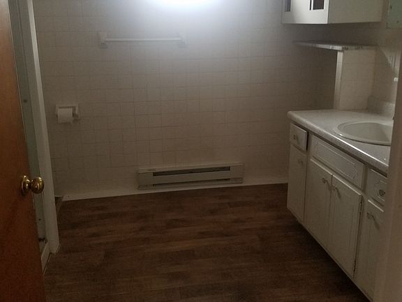 3rd image of 42 W Mechanic St APT A