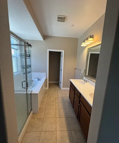 1157 Martin Luther King Dr — Photo 5