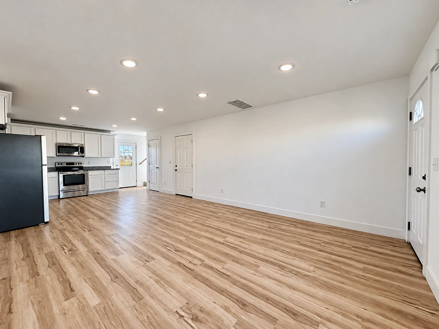 1205 Nedra Drive — Photo 3