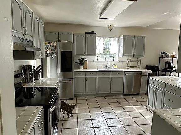 5th image of 4453 Eck Ln #B