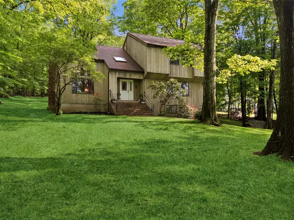 61 Nicole Way, Mahopac, NY 10541