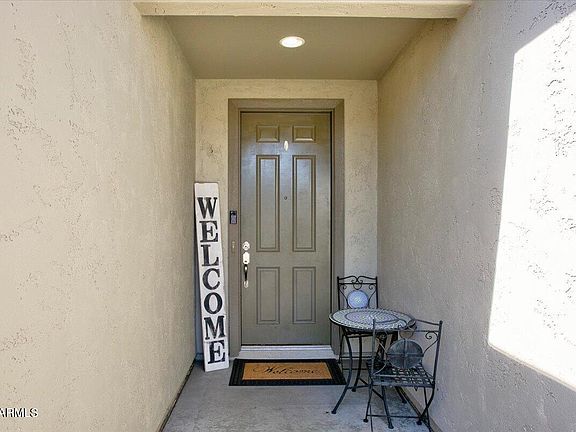 2nd image of 376 ARMITAGE Way