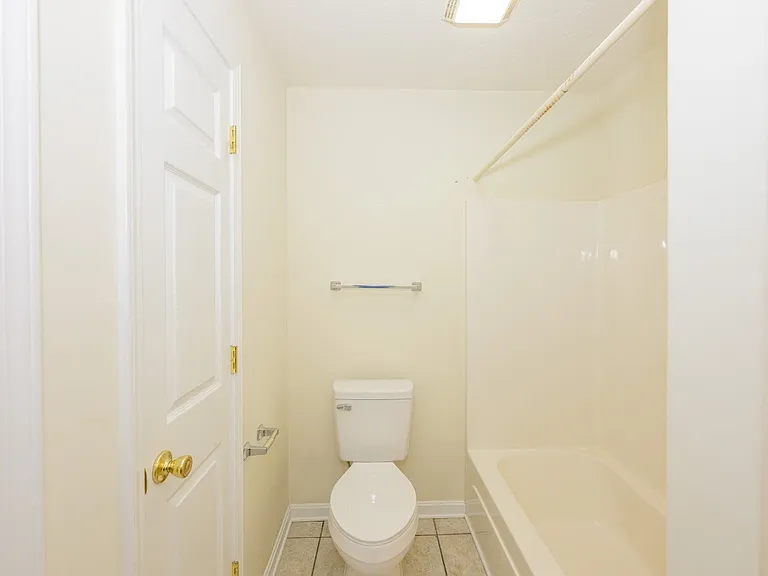 1112 Northridge Dr #B — Photo 22