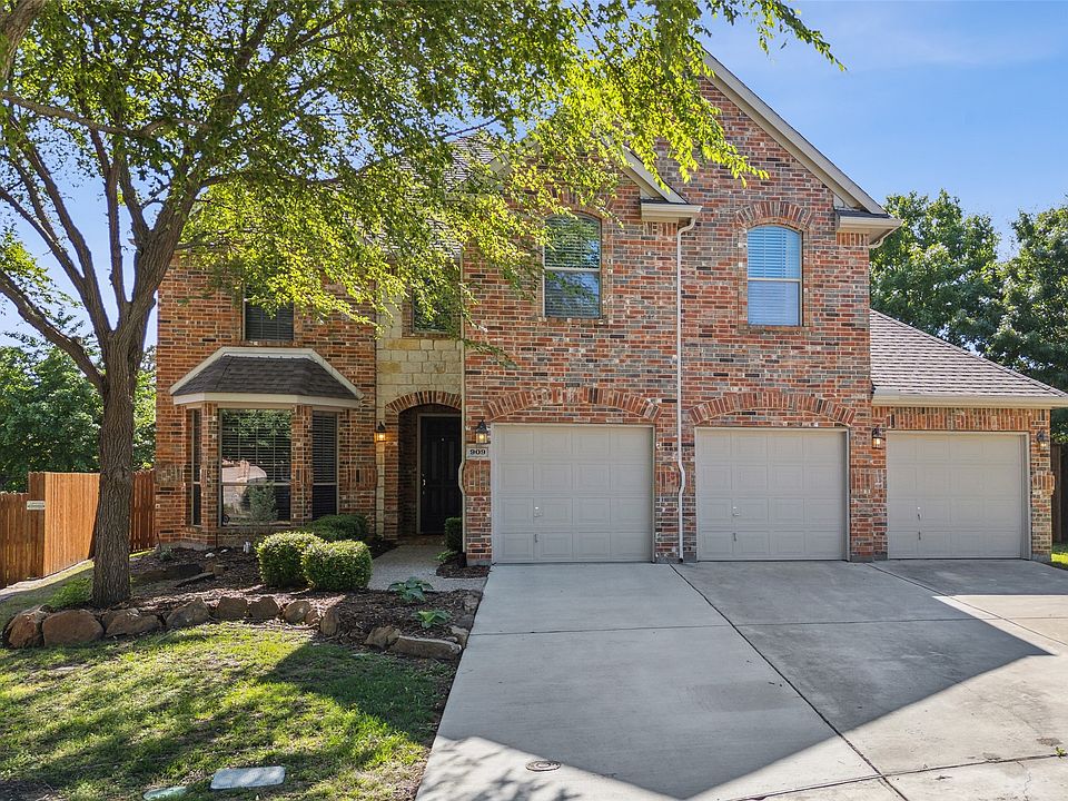 1st image of 909 Hidden Springs Ct