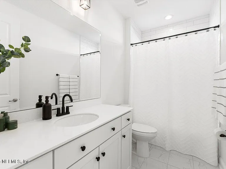 492 Rum Runner Way — Photo 31