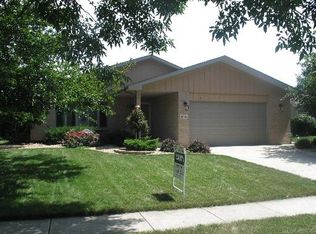 16459 Winding Creek Rd, Plainfield, IL 60586